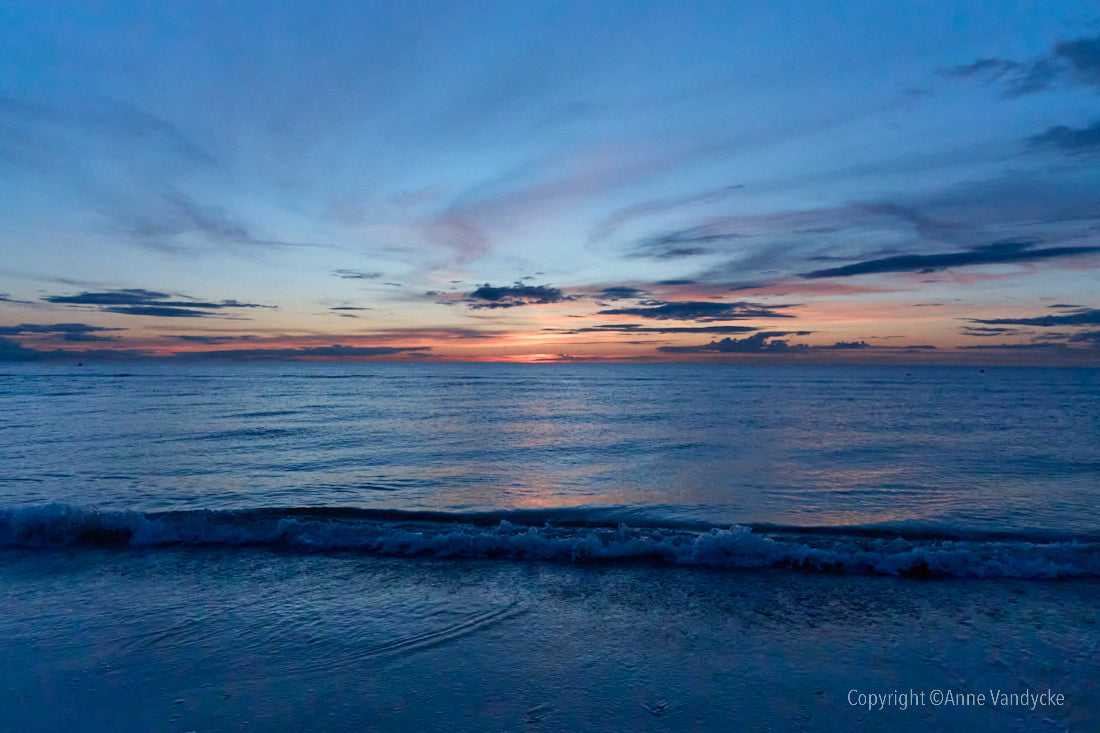 Golden Hour in Deauville 5 - Anne Vandycke Photography Print