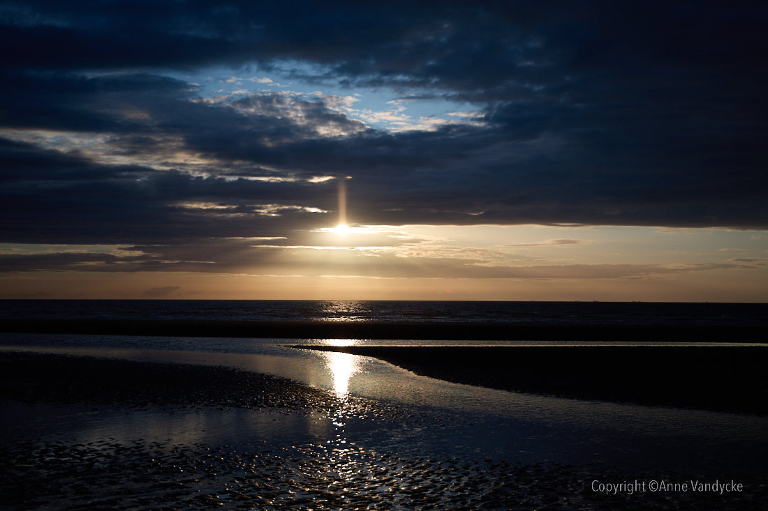 Golden Hour in Deauville 7 - Anne Vandycke Photography Print