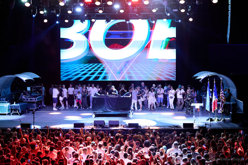 Bob Sinclar performing in Central Park. Photo by NYC photographer, Anne Vandycke.