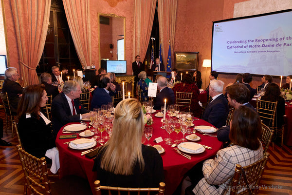 Dinner at the French Consulate in New York honoring American donors supporting the reconstruction of Notre Dame de Paris.

Photo by Event Photographer New York City, Anne Vandycke.