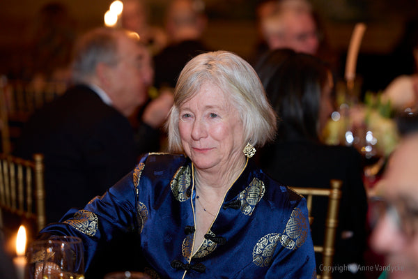 Dinner at the French Consulate in New York honoring American donors supporting the reconstruction of Notre Dame de Paris. Candid photo by Anne Vandycke.