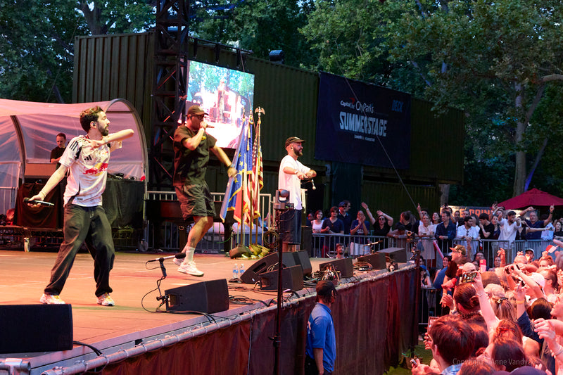 BigFlo & Oli performing at Summerstage in Central Park. Event photography by Anne Vandycke.